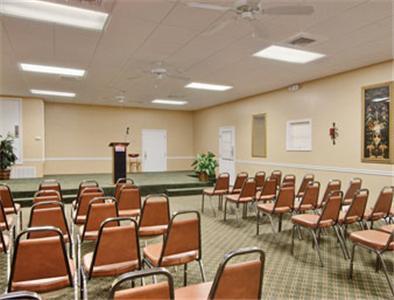 מלון טיפטון Ramada Ltd. Conference Center מתקנים תמונה